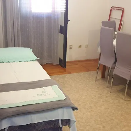 Apartmani Jadranka Primošten Exterior foto
