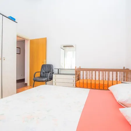 Apartmani Jadranka Primošten Exterior foto