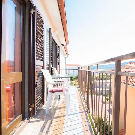 Apartmani Jadranka Primošten Exterior foto