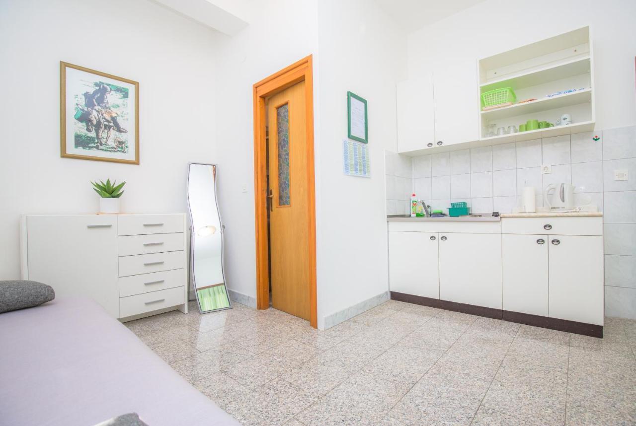 Apartment Jadranka Primosten