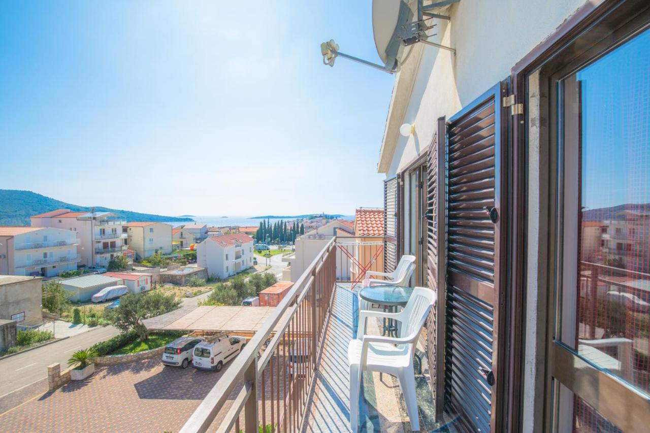 Apartment Jadranka Primosten