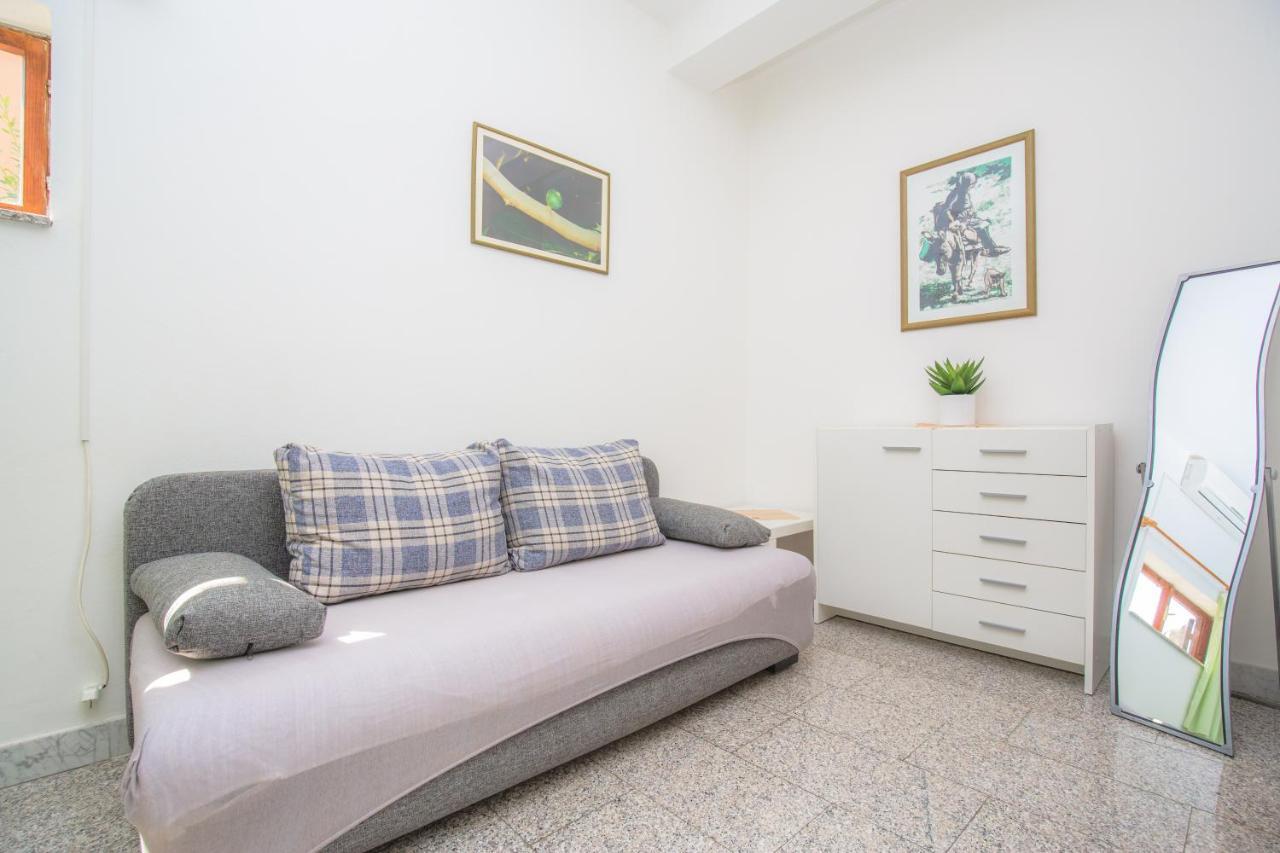 Apartment Jadranka Primosten